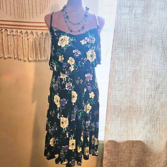 Torrid Whimsigoth Moody Black Floral Dress |  Knee Length| Size 0 - Picture 1 of 11